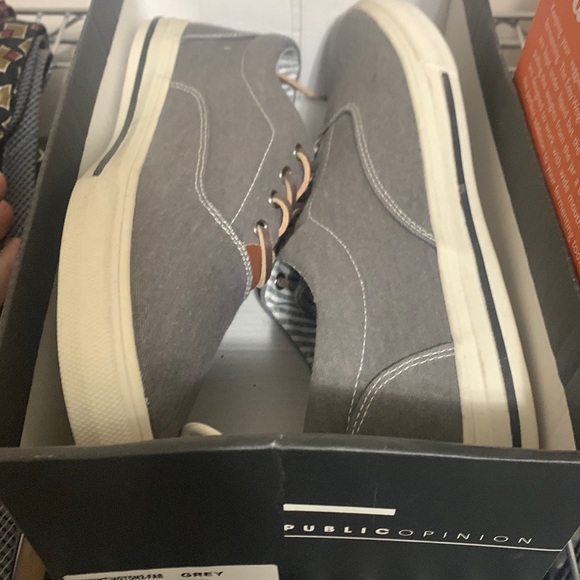 Men’s Gray Sneakers - Picture 1 of 3